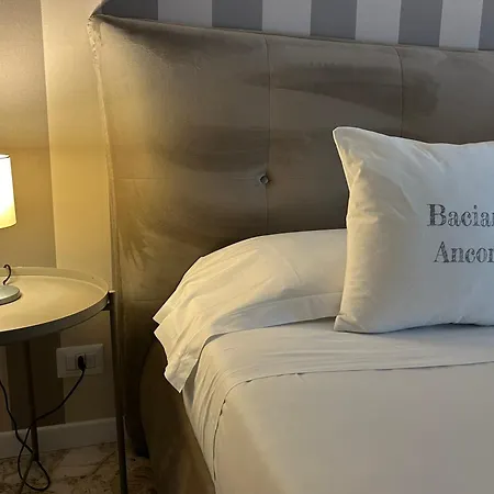 Baciami Ancora Couette-café